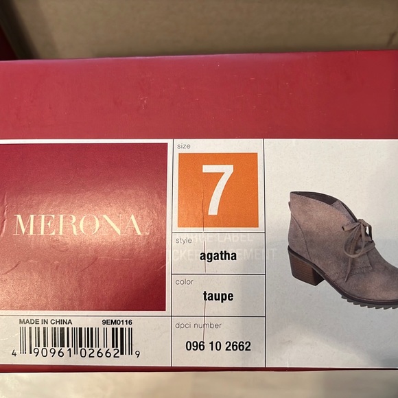 Merona Agatha suede heeled bootie EUC - Picture 2 of 7